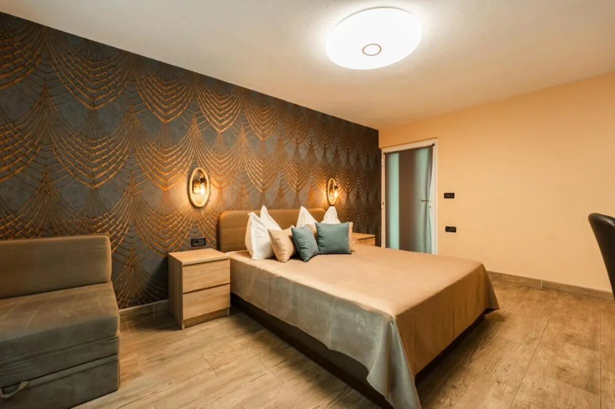 Bed&Breakfast Villa Terezija Baška 3*,
