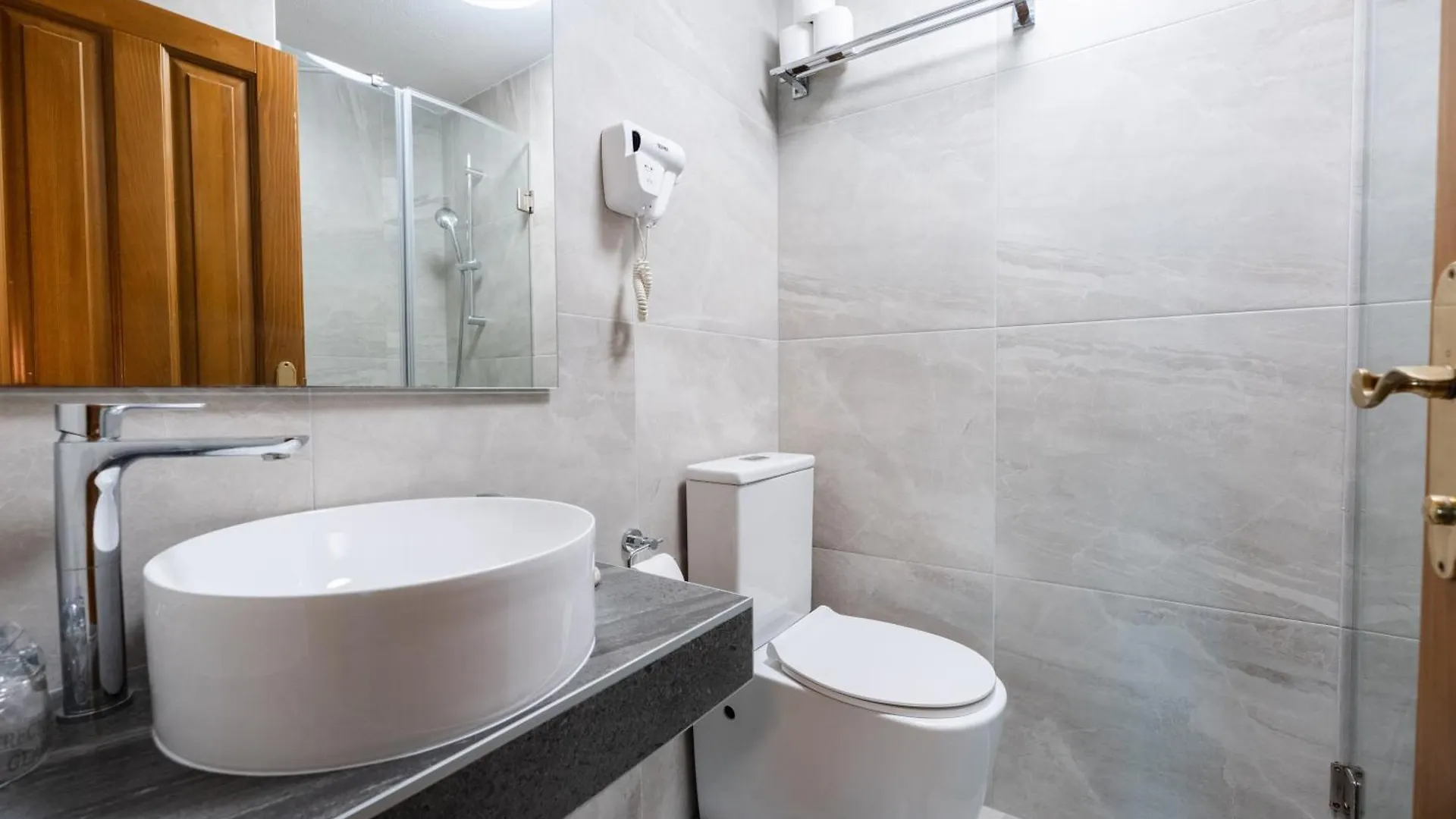 Bed & Breakfast Villa Terezija Baška 3*,  Croazia