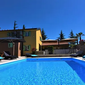  Bed & Breakfast Letorina And With Pool