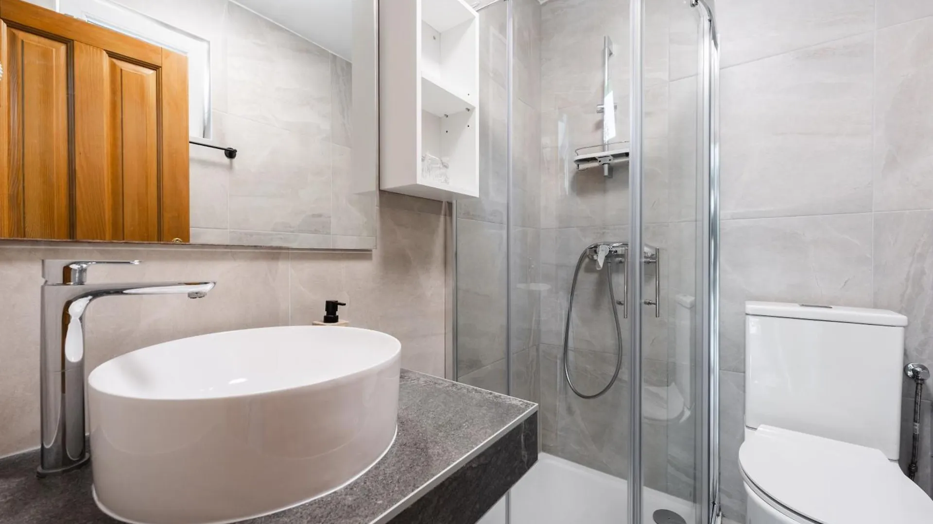 Bed & Breakfast Villa Terezija Baska  3*, Baska (Krk)